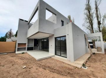 Casa de 5 ambientes, Maipú · Complejo Casa Palma - Gran Oportunidad de Inversión. Maipú, Mendoza