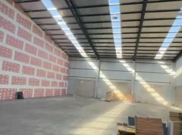 Bodega-Galpón de 1 ambiente, Ezeiza · Nave Industrial en Alquiler en Canning 550 m²
