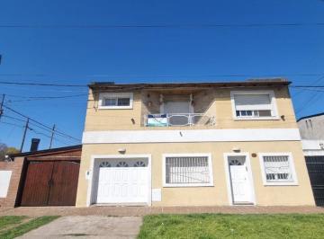 Casa · 150m² · 6 Ambientes · 2 Cocheras · Amplia Casa 5 Dorm.
