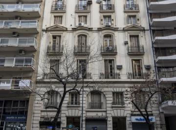 Departamento · 52m² · 3 Ambientes · Departamento Impecable, Todo Luz, en Edificio Francés.