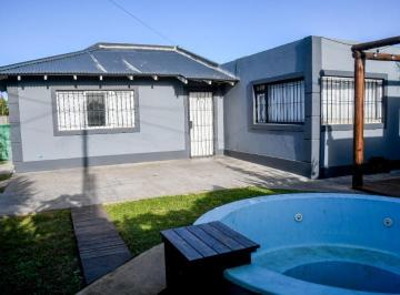 Imagen1 · Encantadora Casa 2 Amb. Amplios con Jacuzzi