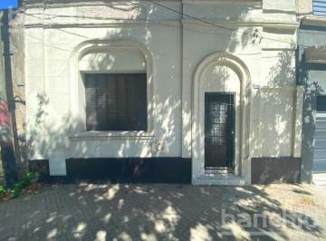 Casa · 80m² · 3 Ambientes · Venta Casa en Remedios de Escalada Rosario Zona Sur
