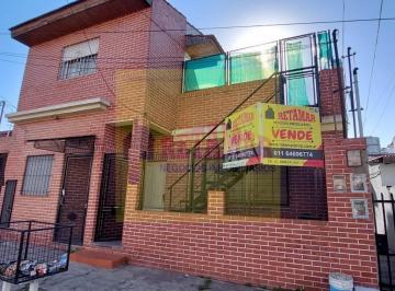 Casa de 3 ambientes, La Matanza · Venta de Inmueble en Block. San Justo
