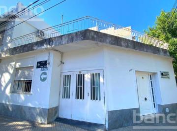 Casa · 133m² · 6 Ambientes · 1 Cochera · Venta Casa 4 Dorm. - Abasto