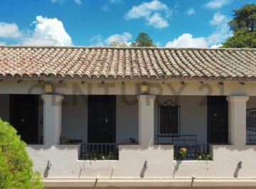 Hotel · 1200m² · 10 Dormitorios · Venta Hotel con 1.5 Ha Rio Ceballos