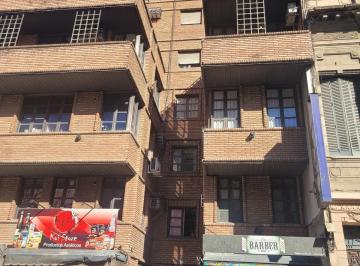 Departamento · 27m² · 2 Ambientes · Vendo Departamento de 1 Dormitorio. Sobre 27 de Abril a m de Tribunales y Municipalidad, Centro