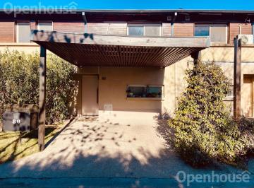 Casa · 81m² · 3 Ambientes · Casa en Madrugada 1. Apto Crédito!