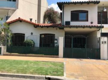 Casa de 5 ambientes, Morón · Casa 5 Amb Barrio Güemes Haedo