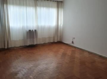 Departamento · 82m² · 4 Ambientes · Departamento en 1 Esquina 49