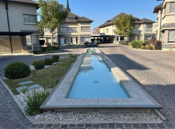 Casa de 7 ambientes, Lomas de Zamora · Casa - Temperley