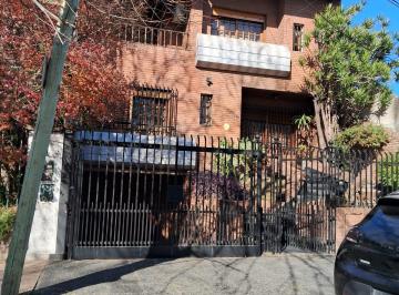 Casa de 8 ambientes, La Matanza · Excelente Clalet en Villa Madero! (4 Dorm.).