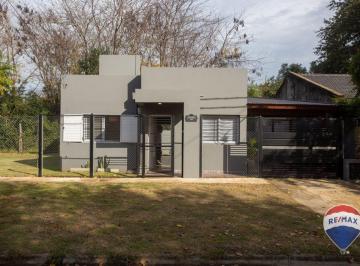 Casa · 132m² · 3 Ambientes · 1 Cochera · Casa 3 Amb en Venta en San Vicente Apta Credito