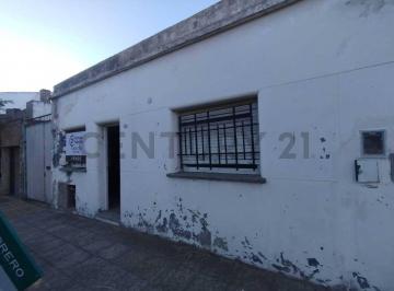 Casa · 177m² · 5 Ambientes · 3 Cocheras · Venta Casa 5 Ambientes - Morón – ¡Ideal Inversores o Familias!