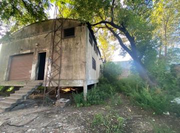 Bodega-Galpón · 201m² · Bancalari - Galpon con Entre Piso - a Reciclar