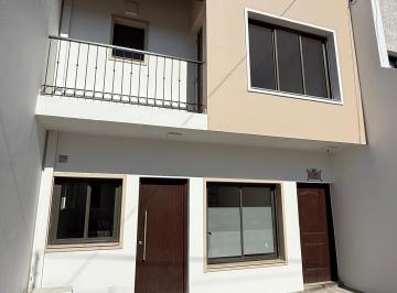 Casa de 3 ambientes, Salta · Alquilo - Dúplex de 165 m² con Jardín y Asador