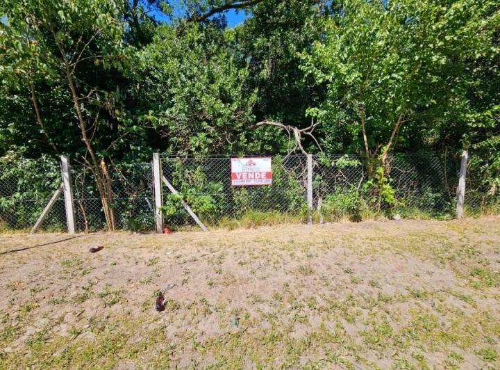Terreno · 450m²