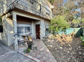 Casa · 96m² · 4 Ambientes · 1 Cochera · Venta Casa 4 Amb y Dpto 2 Amb en Villa Tesei