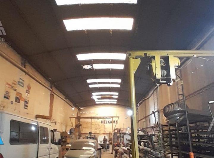 Bodega-Galpón · 450m²