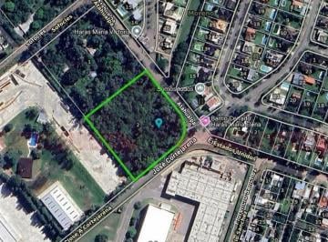 Terreno · 7930m² · Fracción de 7.930 m² en Esquina con Muy Buena Ubicación