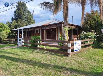Casa · 156m² · 3 Ambientes · 2 Cocheras · Casa Centro de Pueblo Belgrano en Frente a La Plaza