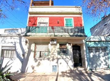 PH de 2 ambientes, Parque Avellaneda · PH en Venta 2 Ambientes Al Frente. Sin Expensas, Planta Baja. Parque Avellaneda