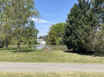 Terreno · 840m² · Terreno Lote en Venta en Casuarinas del Pilar, Zelaya, Pilar