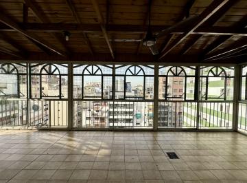 Departamento de 4 ambientes, Caballito · Semipiso 4 Amb C/dep Balcón Terraza con Parrilla y Cochera