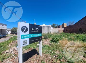 Casa · 40m² · 1 Ambiente · Terreno en Venta en San Pedro - Incluye Departamento de 40 m² - Todos Los Servicios