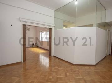 Departamento · 141m² · 5 Ambientes · Venta de Sólido 4 Amb. con Dependencia – Bajas Expensas y Apto Crédito