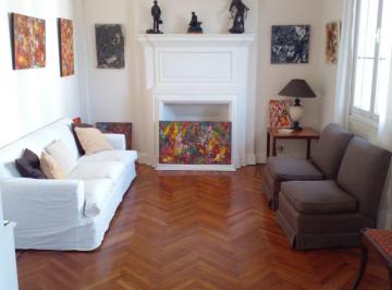 Oficina comercial en Alquiler de 3 ambientes · Exclusivo Departamento en Elegante Edificio de Estilo Francés, Ubicado Sobre Av