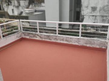Departamento · 50m² · 4 Ambientes · 2 Dorm. - Pasillo - Terraza Exclusiva - Sin Expensas - Temporario
