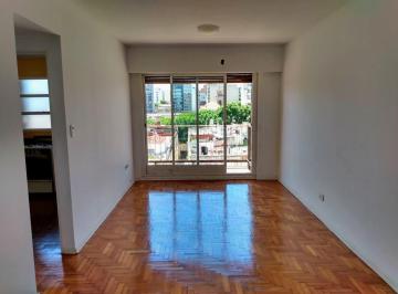 Departamento · 55m² · 3 Ambientes · Esteban de Luca y Av Caseros - 3 Ambientes