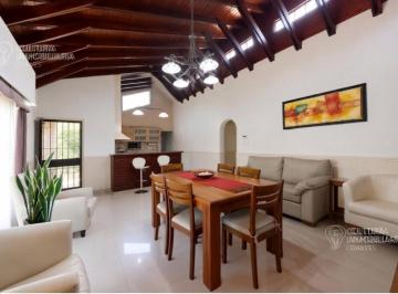 Casa · 170m² · 4 Ambientes · 2 Cocheras · Venta Casa 4 Ambientes en La Reja Amplio Parque