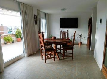 Departamento · 66m² · 3 Ambientes · 1 Cochera · Alquila Duplex 2 Dorm Milenica Universitaria
