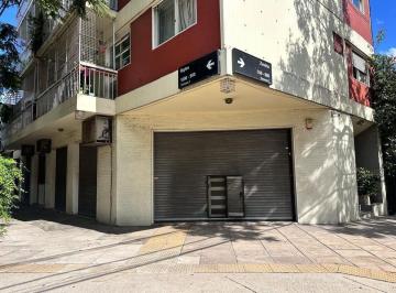 Local comercial · 129m² · Local Comercial en Venta 129 m² Parque Chacabuco