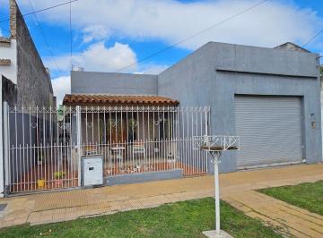 Casa · 120m² · 2 Ambientes · 1 Cochera · Venta Casa 2 Ambientes Moreno La Perlita 300 m