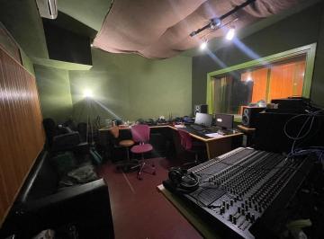 Local comercial · 110m² · 5 Ambientes · Local con Estudio de Grabació y en El Centro de Padua 5 Amb
