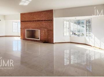 Living · Casa en Venta en Pilar | 375 m² Lote 1.092 m² Pileta Categoría