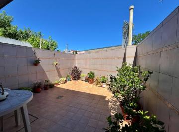 PH · 164m² · 5 Ambientes · 1 Cochera · Venta Triplex Sin Expensas / Parque Avellaneda / 5 Ambientes / con Patio / Apto Credito Hipotecario