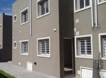 Departamento de 2 ambientes, Lomas de Zamora · Lindo 2 Ambientes. Planta Baja Mercedes Al 200 Llavallol