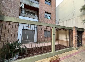 Departamento · 70m² · 4 Ambientes · Departamento de 2 Dorm. en Calle 6 Esq. 62
