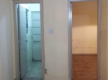 Departamento de 2 ambientes, Once · 2amb con Patio - Planta Baja. Catamarca 200.cerca Centro Comercial Once. Subtes