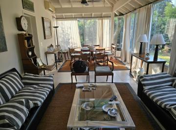 Casa de 5 ambientes, Pilar · Execelente Ubicacion Casa Sobre Espectacular Jardin - Tortugas - Venta y Alquiler