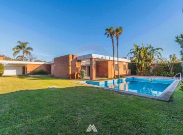 Casa · 592m² · 7 Ambientes · 2 Cocheras · Alquiler Casa Carrasco, 6 Dorm, Piscina
