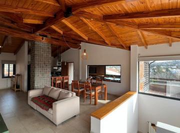 Casa · 299m² · 6 Ambientes · 2 Cocheras · Casa de Categoría, 3 Dorm., Mas Departamento, Pileta, Villa Carlos Paz, Villa del Lago