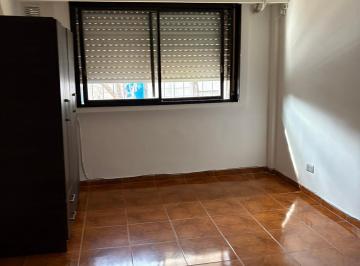 PH de 1 ambiente, Almagro · Almagro 1 Ambiente Oportunidad! Tipo PH Al Frente Sin Expensas