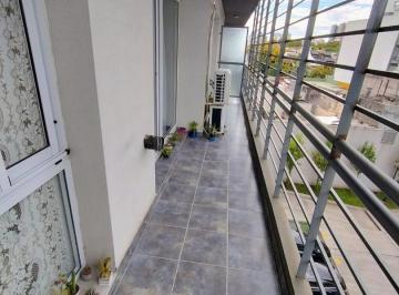 Departamento · 42m² · 2 Ambientes · Venta Dpto 2 Amb/ C/amplio Balcón Apto Crédito! Caba