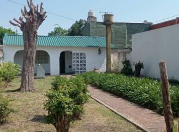 Casa de 3 ambientes, Ituzaingó · Casa en Ituzaingó, Monroe 1000