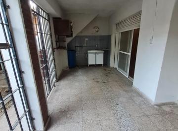 Casa de 4 ambientes, Rosario · Casa con Cochera y 2 Dorm. en La Florida