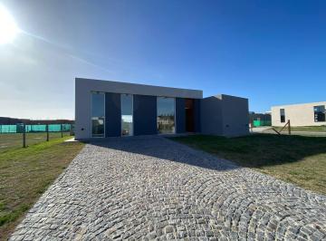 Casa de 6 ambientes, Ezeiza · Casa en Venta - 6 Ambientes - Barrio San Felipe, Canning, Ezeiza